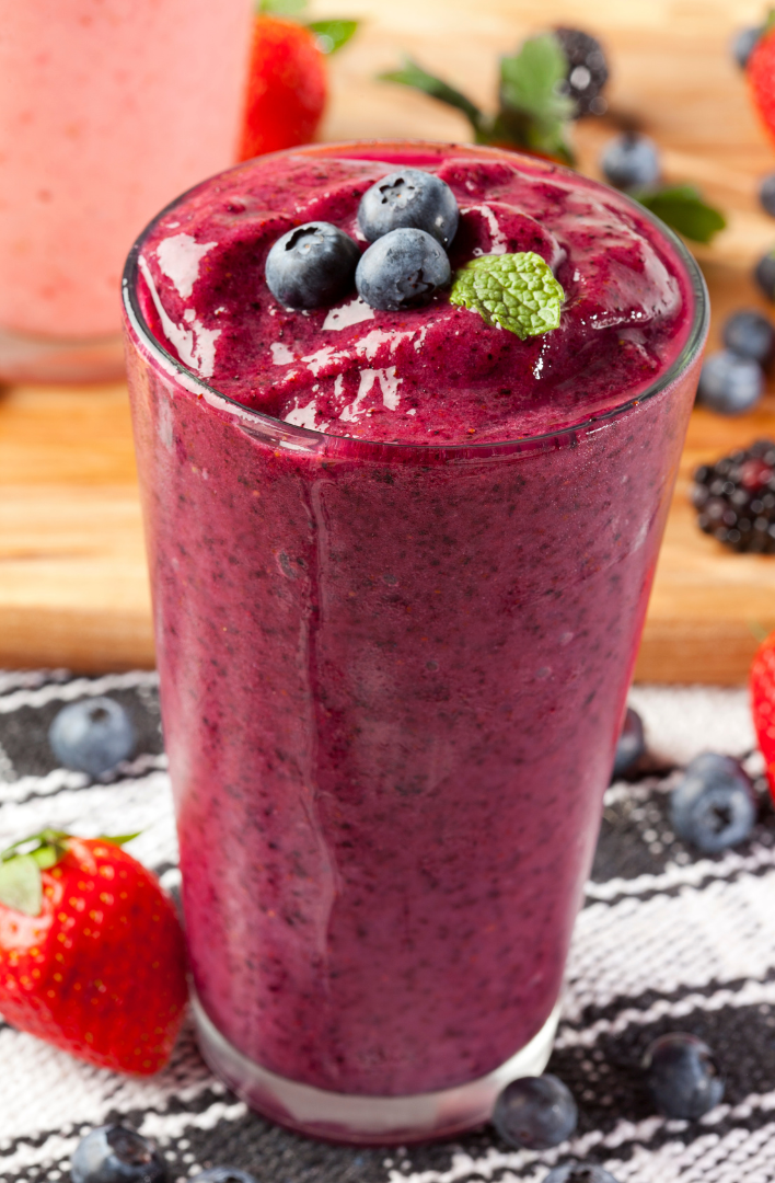 Gesunder Immun-Booster-Smoothie aus Beeren
