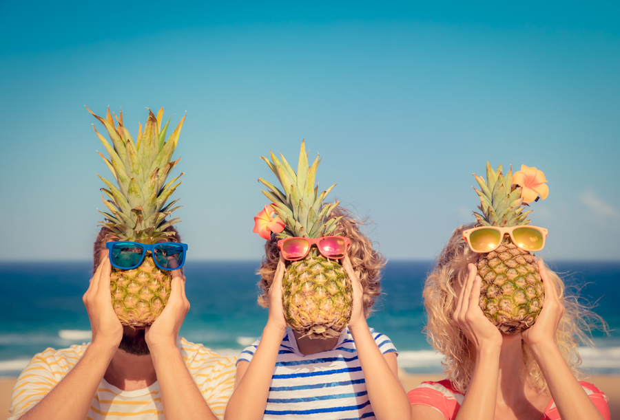 Kinder Sonnenschutz am Strand
